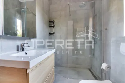 Villa Urbaine à Louer à Remete, Zagreb – 170 m² - foto 7