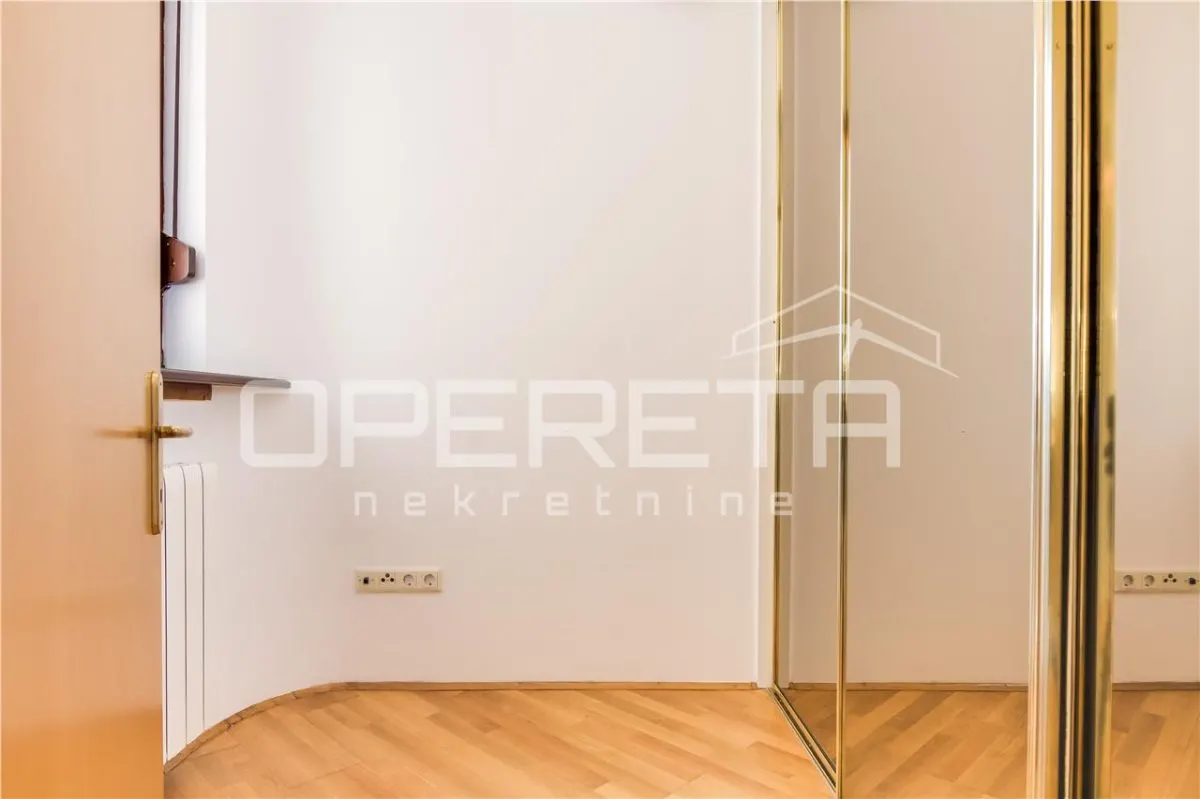 Villa Urbaine à Louer à Remete, Zagreb – 170 m² - foto 8