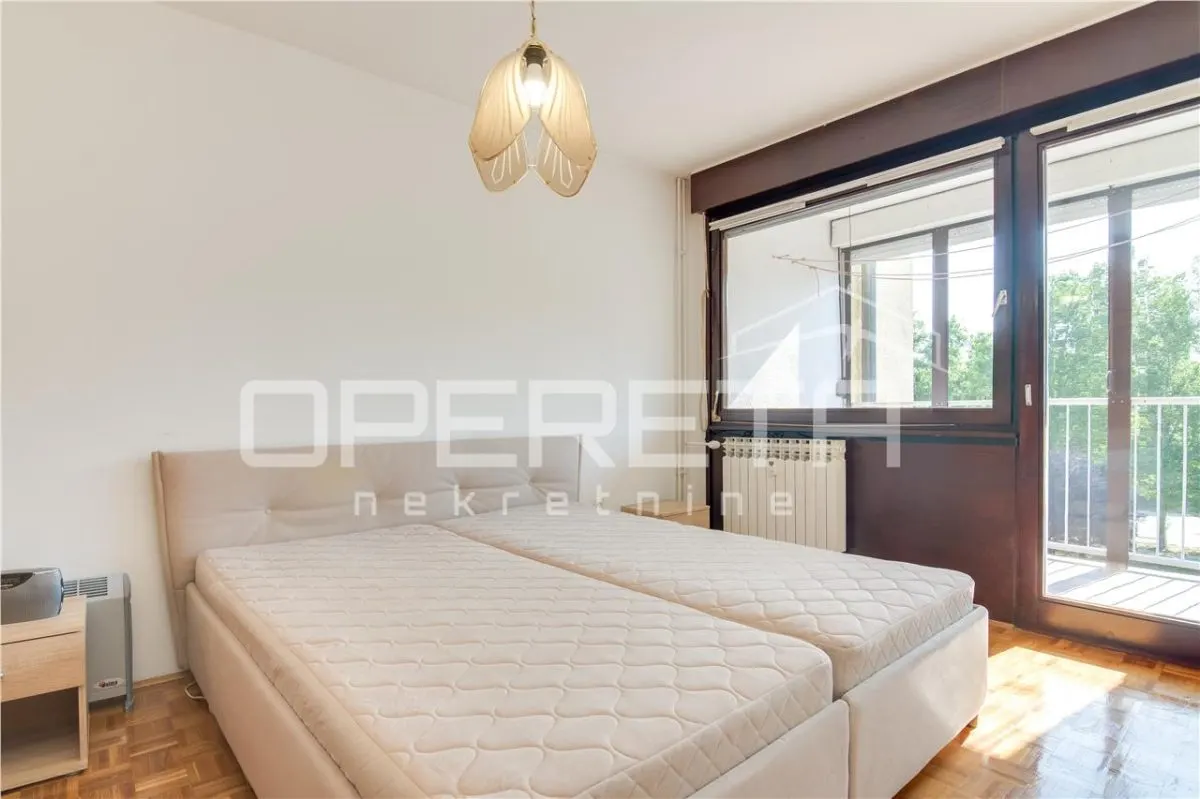 Appartement Trois Chambres à Louer à Zagreb, Jarun - foto 4