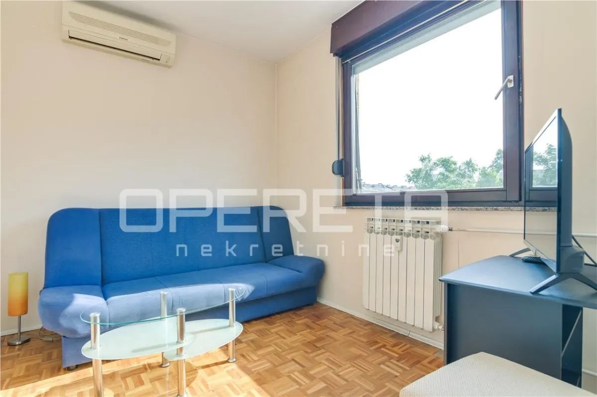 Appartement Trois Chambres à Louer à Zagreb, Jarun - foto 6