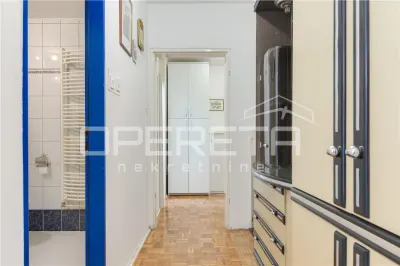 Appartement Trois Chambres à Louer à Zagreb, Jarun - foto 9