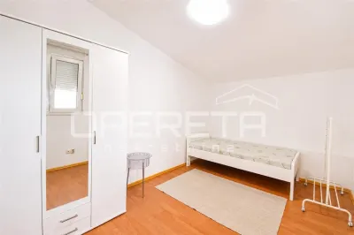 Appartement d'Une Chambre à Louer à Solin, Croatie - foto 4