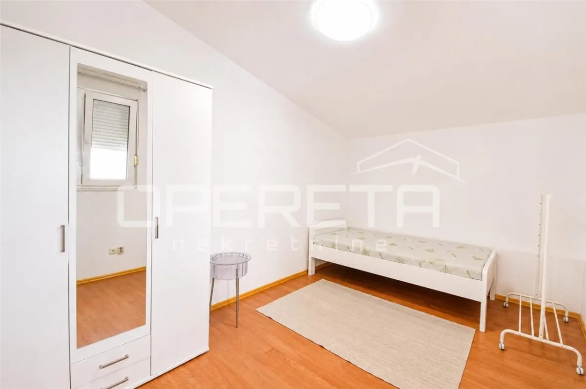 Appartement d'Une Chambre à Louer à Solin, Croatie - foto 4