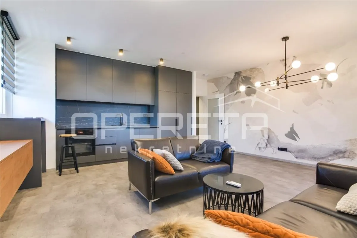 Appartement Moderne Trois Chambres à Louer à Zagreb, Croatie - foto 1