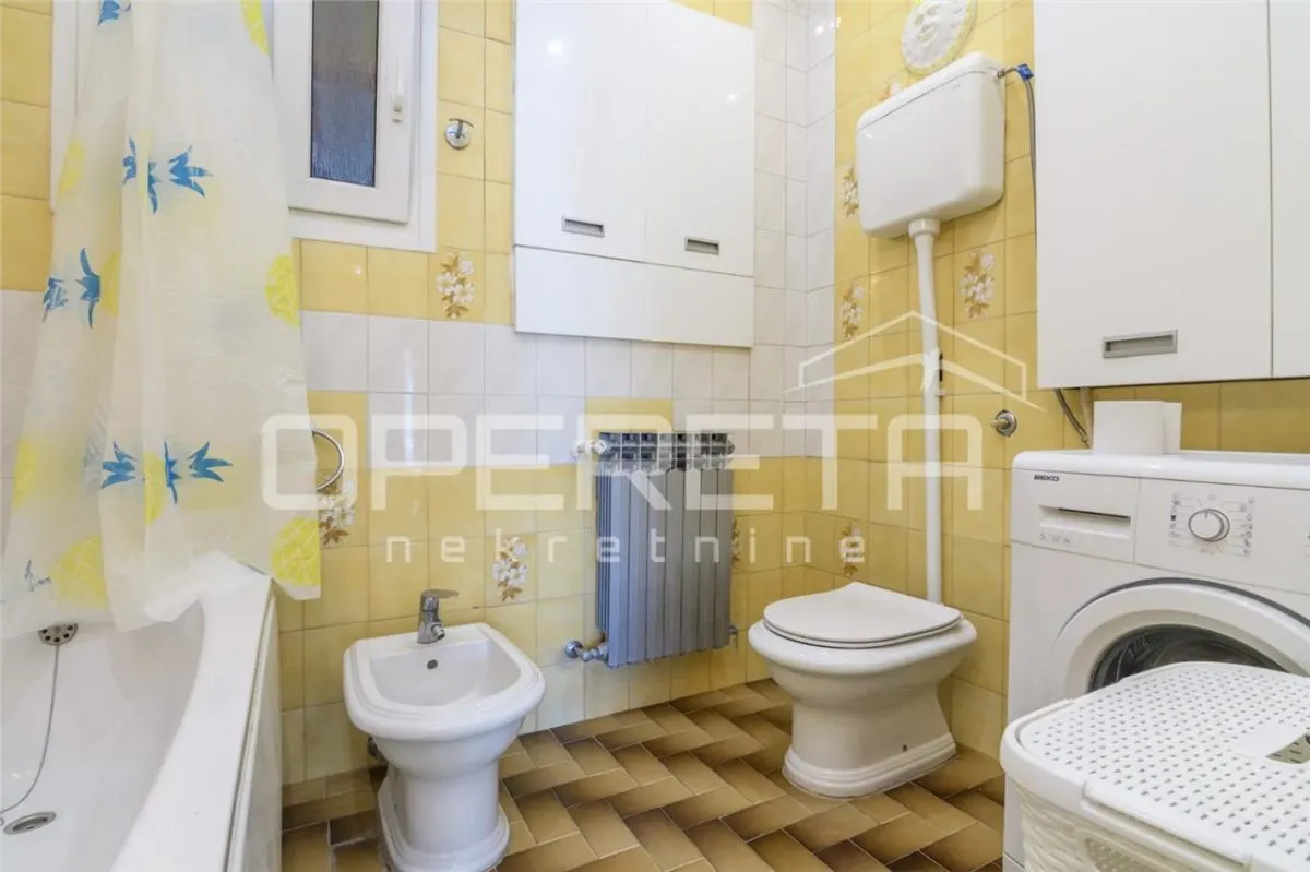 Appartement Trois Chambres à Louer à Zagreb, Bukovac - foto 12