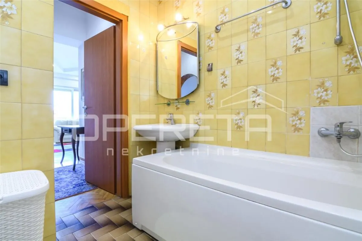 Appartement Trois Chambres à Louer à Zagreb, Bukovac - foto 13