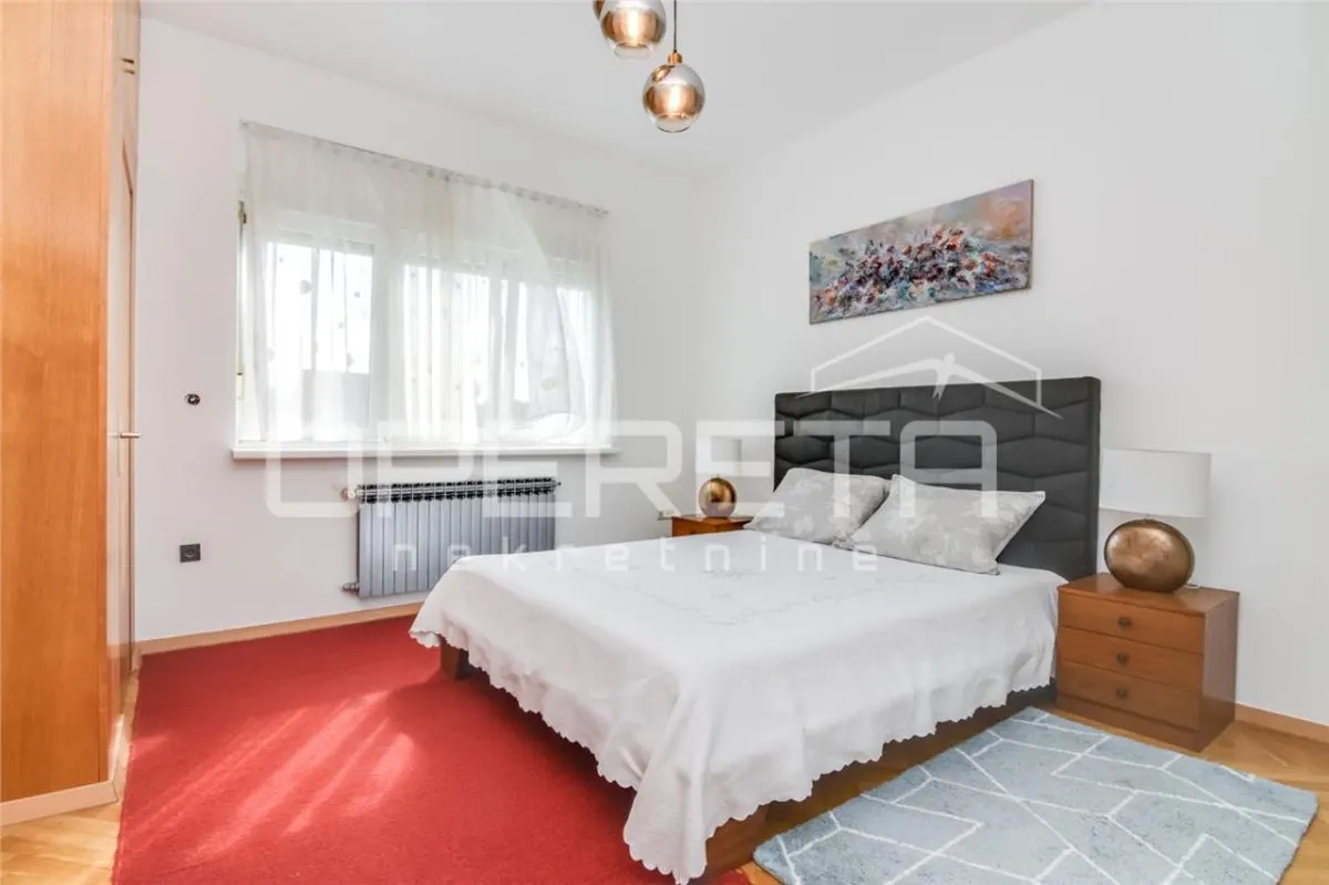 Appartement Trois Chambres à Louer à Zagreb, Bukovac - foto 14