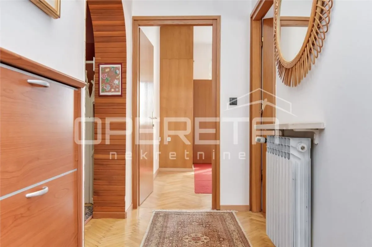 Appartement Trois Chambres à Louer à Zagreb, Bukovac - foto 20