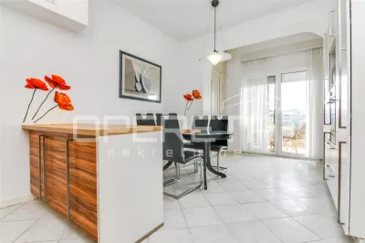 Appartement Trois Chambres à Louer à Zagreb, Bukovac - foto 5