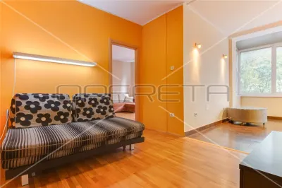 Appartement Deux Chambres à Louer à Zagreb, Vrbik - foto 3