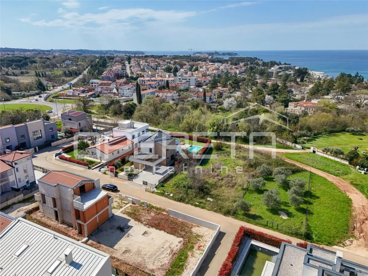 Luxury Semi-Detached Villa with Pool and Sea View for Sale in Porec, Croatia - foto 16