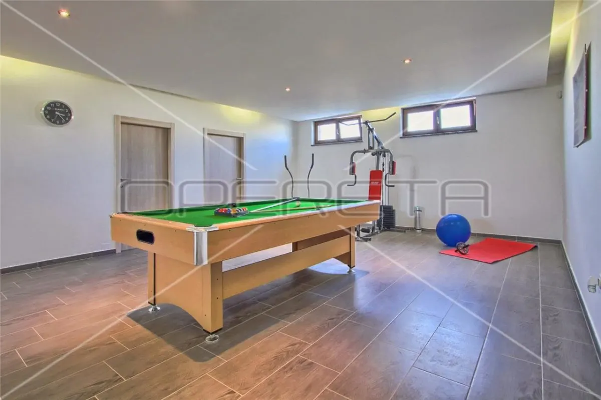 Luxury Villa for Sale in Svetvincenat, Istria, Croatia - foto 14
