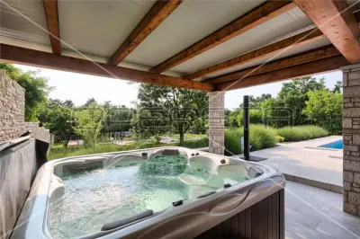 Luxury Villa for Sale in Svetvincenat, Istria, Croatia - foto 19