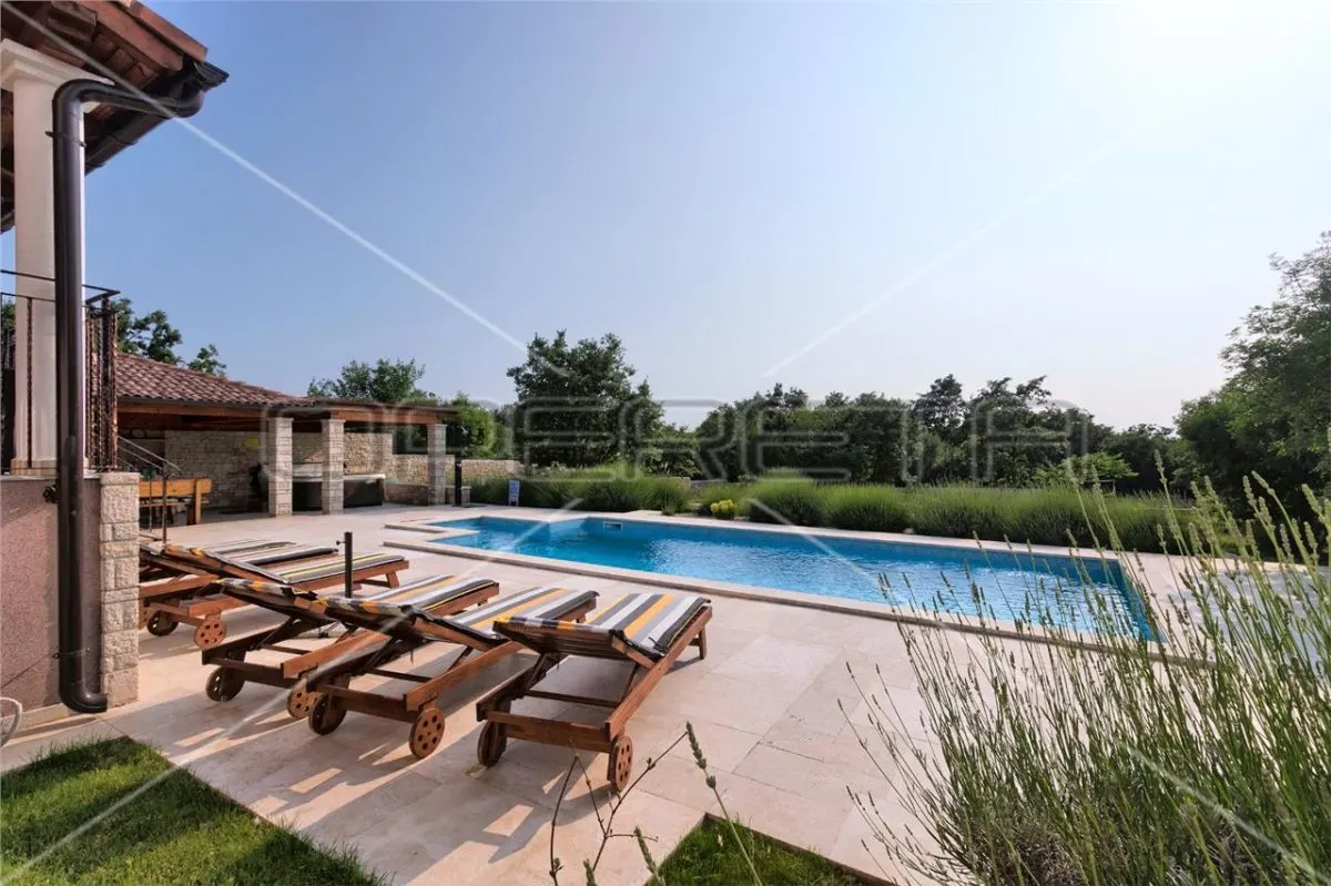 Luxury Villa for Sale in Svetvincenat, Istria, Croatia - foto 20