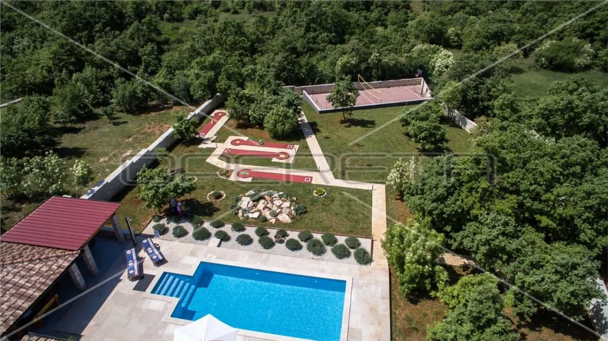 Luxury Villa for Sale in Svetvincenat, Istria, Croatia - foto 4