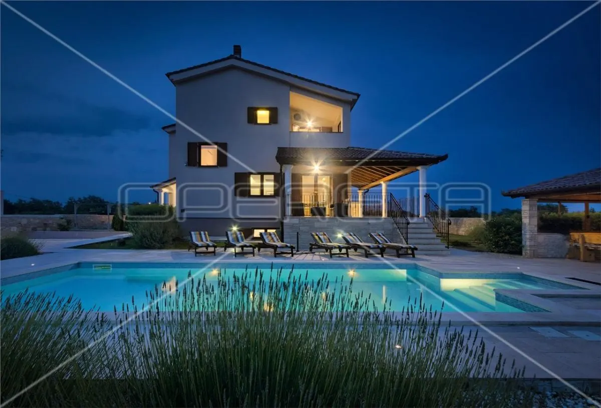Luxury Villa for Sale in Svetvincenat, Istria, Croatia - foto 5