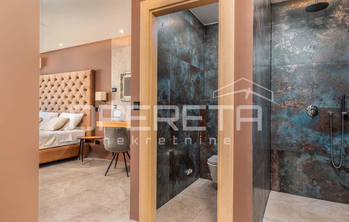 Villa de Lujo en Venta en Liznjan, Croacia - foto 10