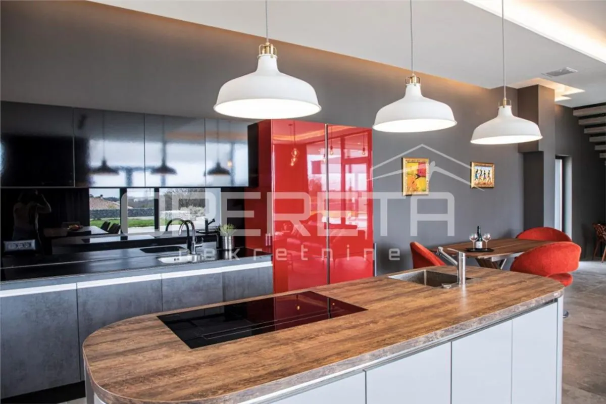 Villa de Lujo Inteligente en Venta en Liznjan, Croacia - foto 16