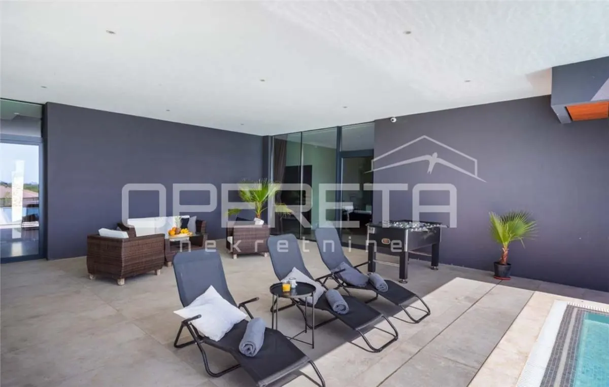 Villa de Lujo Inteligente en Venta en Liznjan, Croacia - foto 21