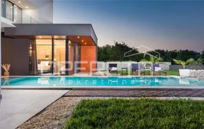 Villa de Lujo Inteligente en Venta en Liznjan, Croacia - foto 5