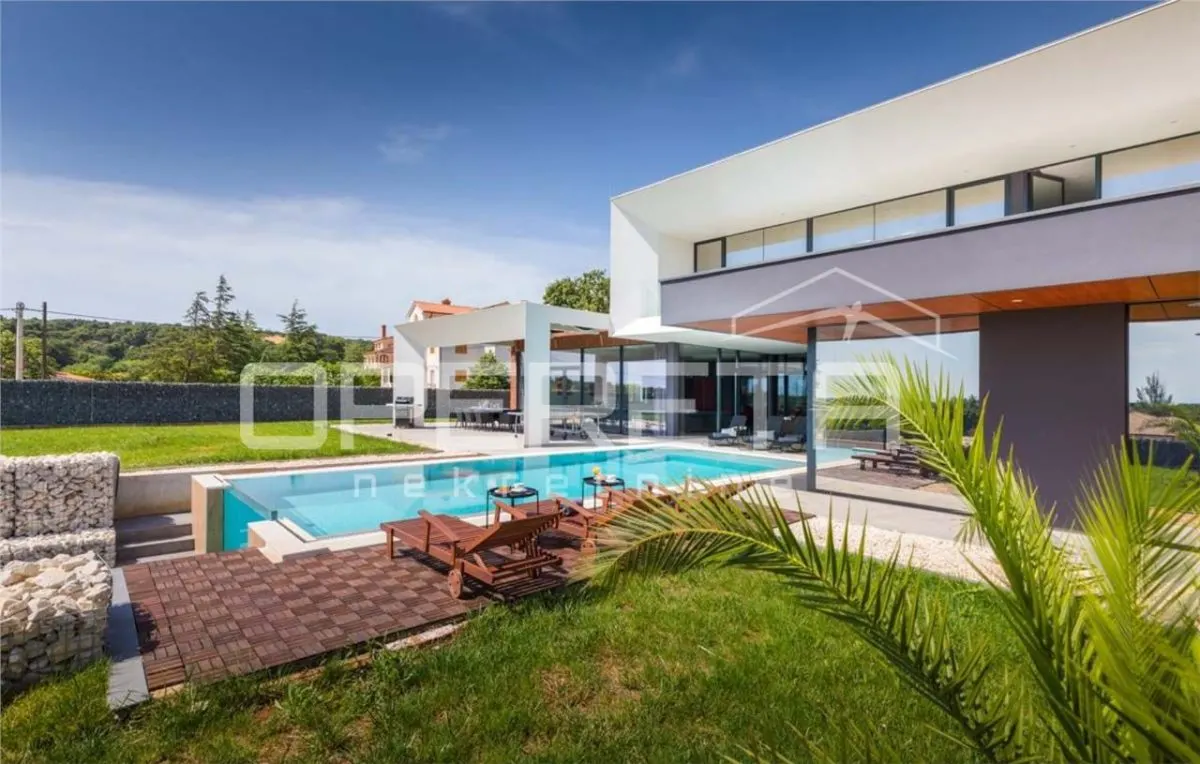 Villa de Lujo Inteligente en Venta en Liznjan, Croacia - foto 6