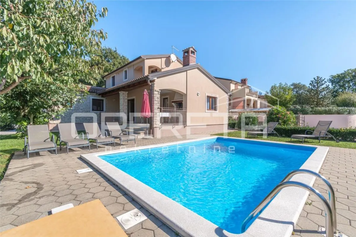 Villa Independiente con Piscina en Venta en Tinjan, Croacia - foto 19