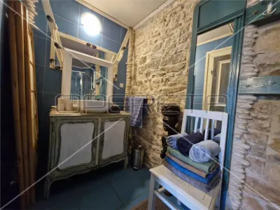 Chalet Pareado con Piscina en Venta en Marcana, Istria, Croacia - foto 11