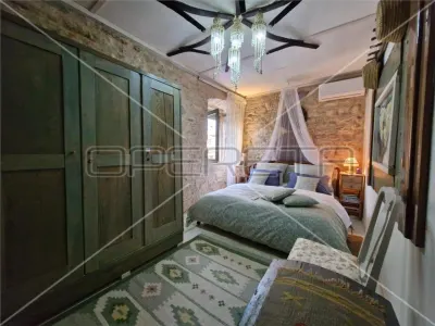 Chalet Pareado con Piscina en Venta en Marcana, Istria, Croacia - foto 10
