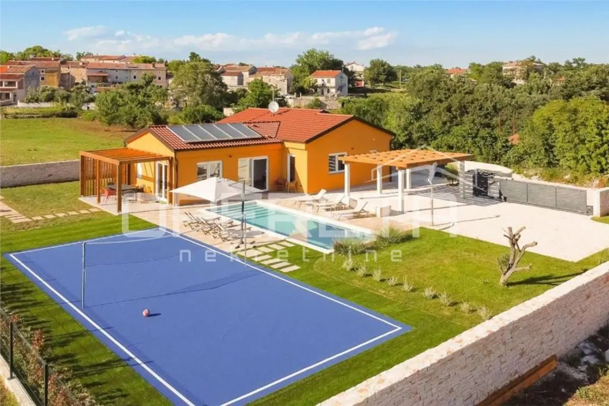 Single-Storey Villa with Pool for Sale in Svetvincenat, Croatia - foto 2