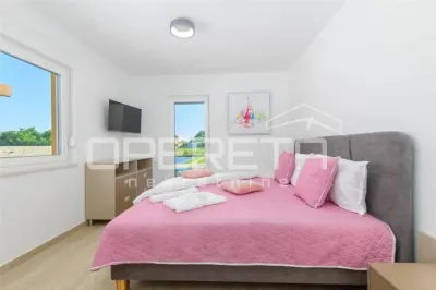 Single-Storey Villa with Pool for Sale in Svetvincenat, Croatia - foto 11