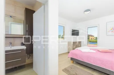 Single-Storey Villa with Pool for Sale in Svetvincenat, Croatia - foto 12