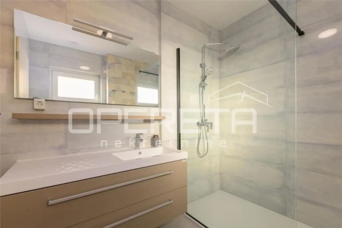 Single-Storey Villa with Pool for Sale in Svetvincenat, Croatia - foto 14