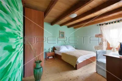 Villa de Piedra Rústica en Venta en Marcana, Istria, Croacia - foto 11