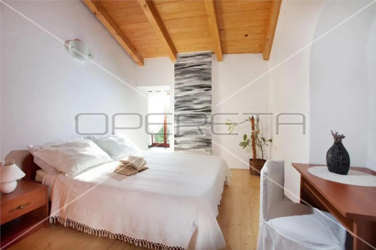 Villa de Piedra Rústica en Venta en Marcana, Istria, Croacia - foto 12
