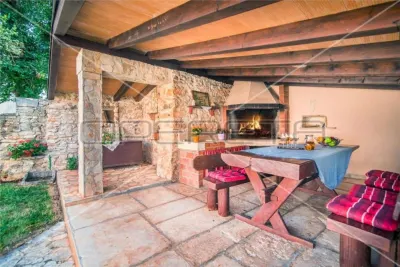 Villa de Piedra Rústica en Venta en Marcana, Istria, Croacia - foto 6