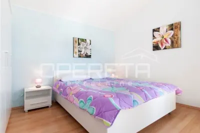 Villa Unifamiliar con Piscina en Venta en Tinjan, Croacia - foto 8