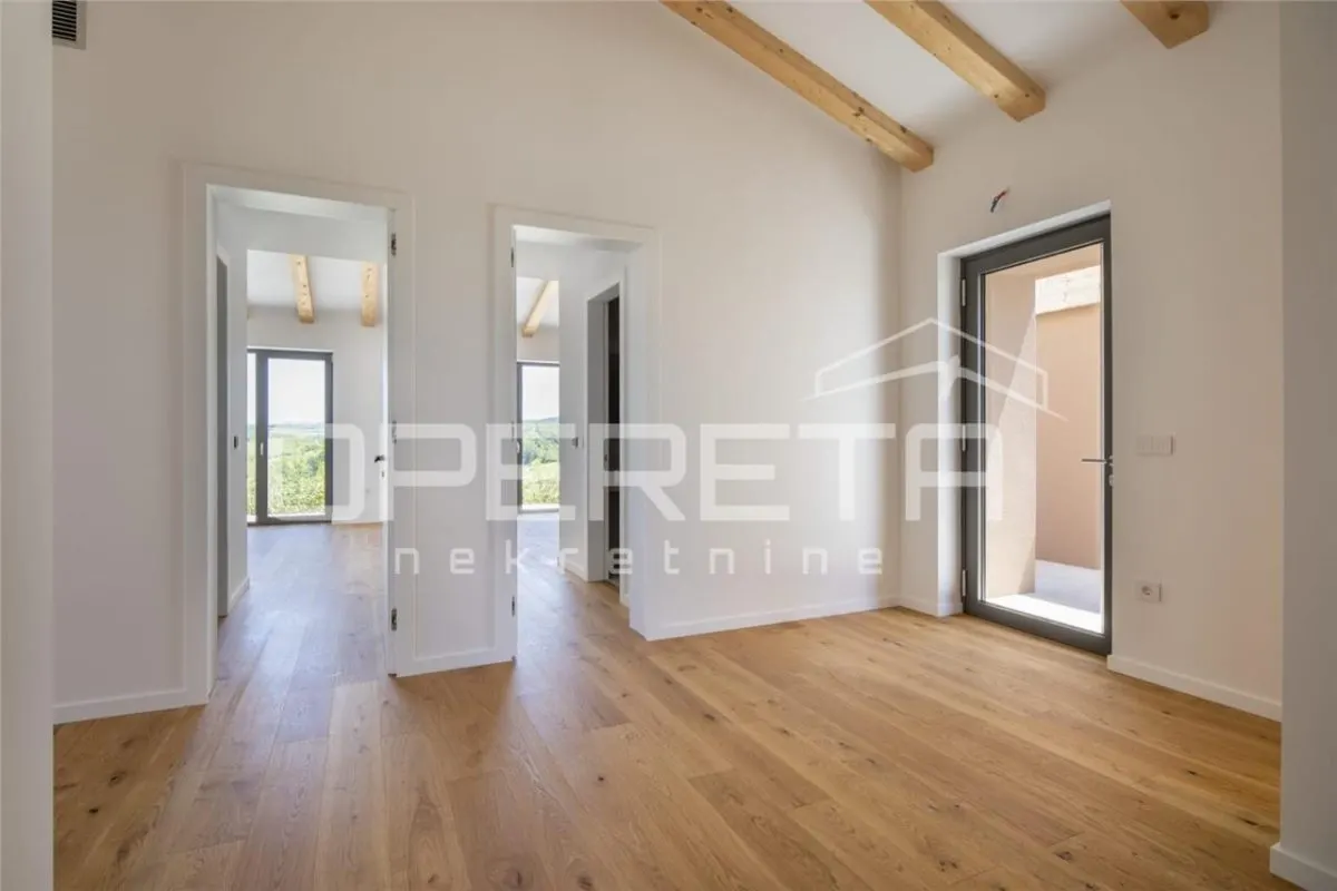 Villa de Lujo en Venta en Brtonigla, Istria, Croacia - foto 12