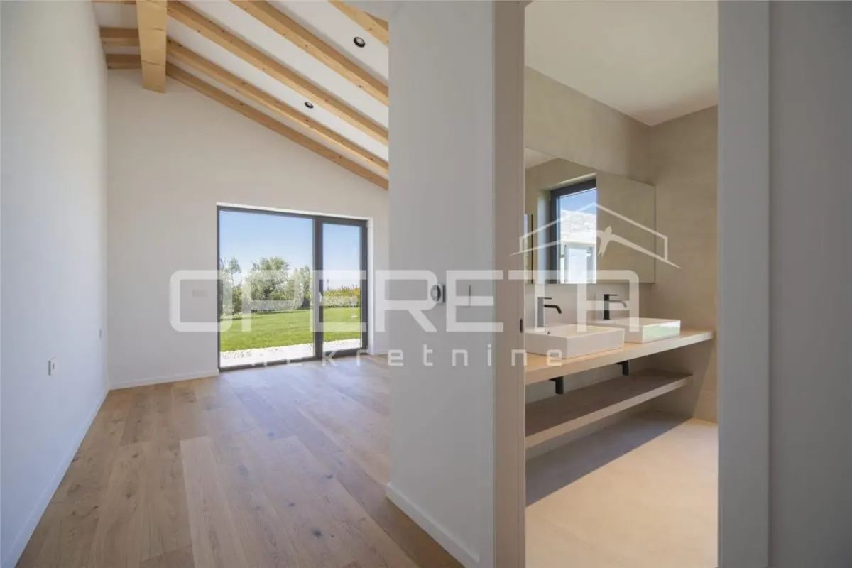 Villa de Lujo en Venta en Brtonigla, Istria, Croacia - foto 22