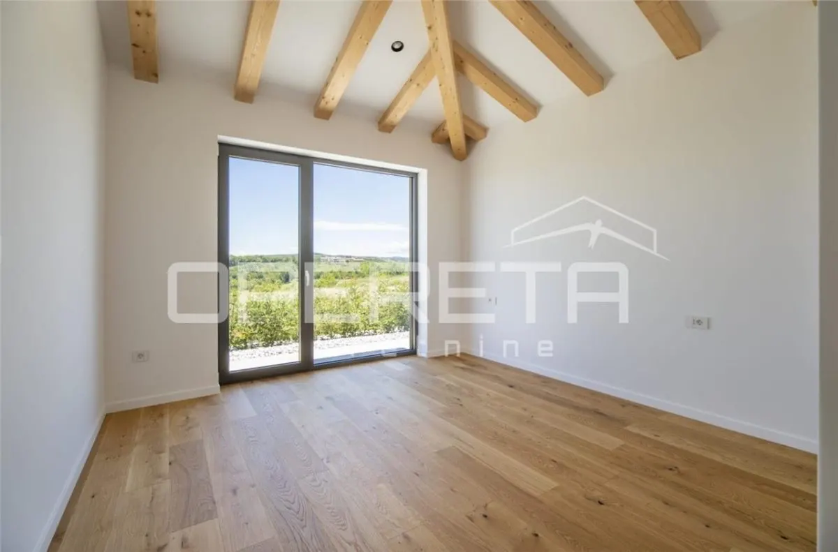 Villa de Lujo en Venta en Brtonigla, Istria, Croacia - foto 25