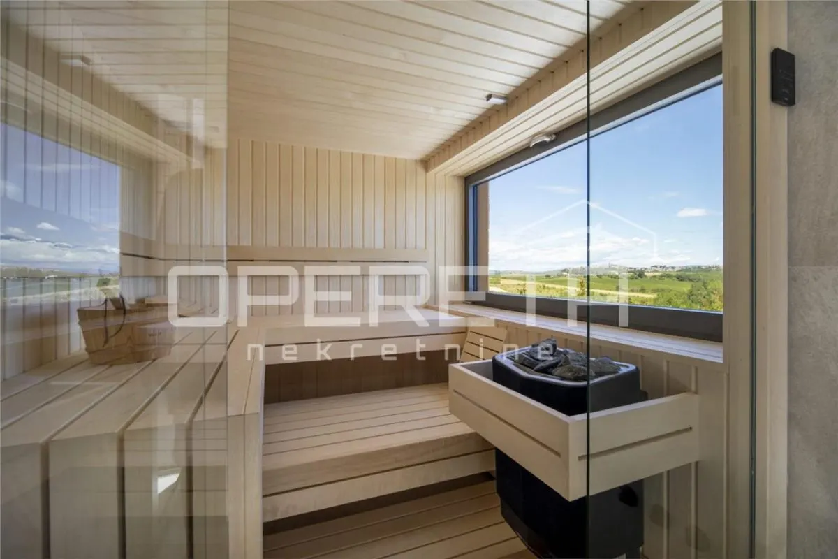 Villa de Lujo en Venta en Brtonigla, Istria, Croacia - foto 8