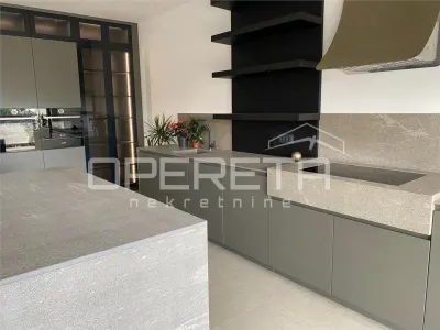Villa de Lujo en Venta en Croacia, Marcana - foto 14