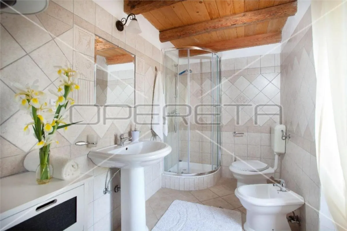 Villa de Piedra Rústica en Venta en Marcana, Istria, Croacia - foto 14