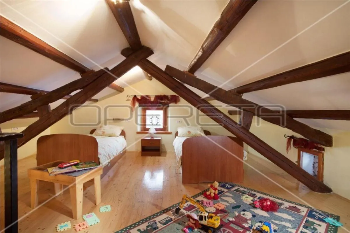 Villa de Piedra Rústica en Venta en Marcana, Istria, Croacia - foto 20