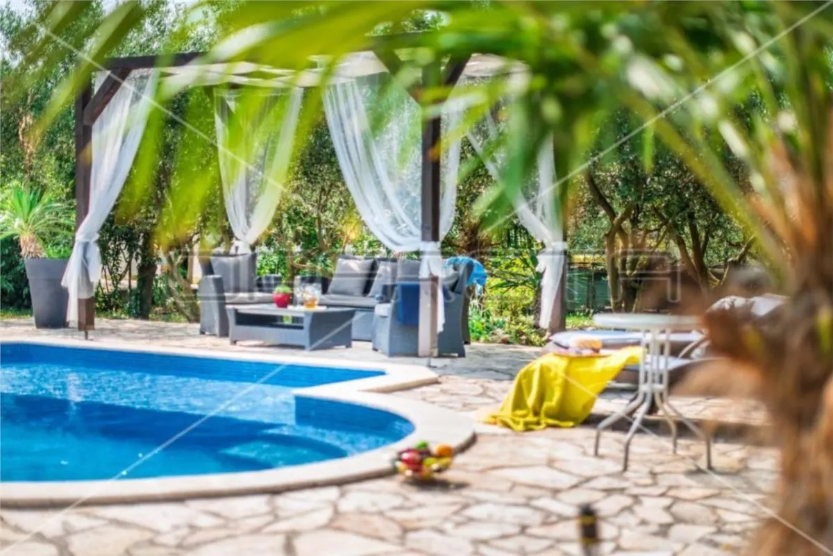 Villa de Piedra Rústica en Venta en Marcana, Istria, Croacia - foto 21