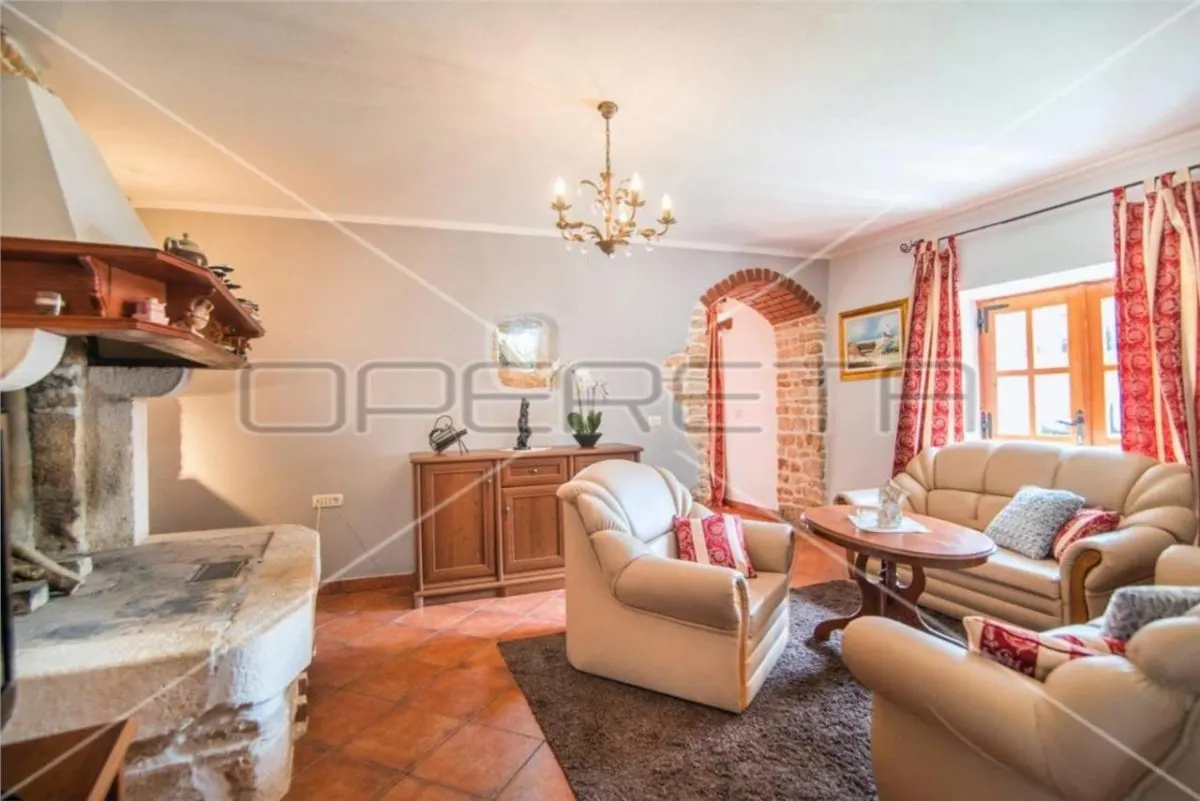 Villa de Piedra Rústica en Venta en Marcana, Istria, Croacia - foto 8