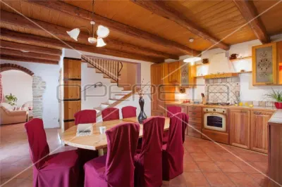 Villa de Piedra Rústica en Venta en Marcana, Istria, Croacia - foto 9