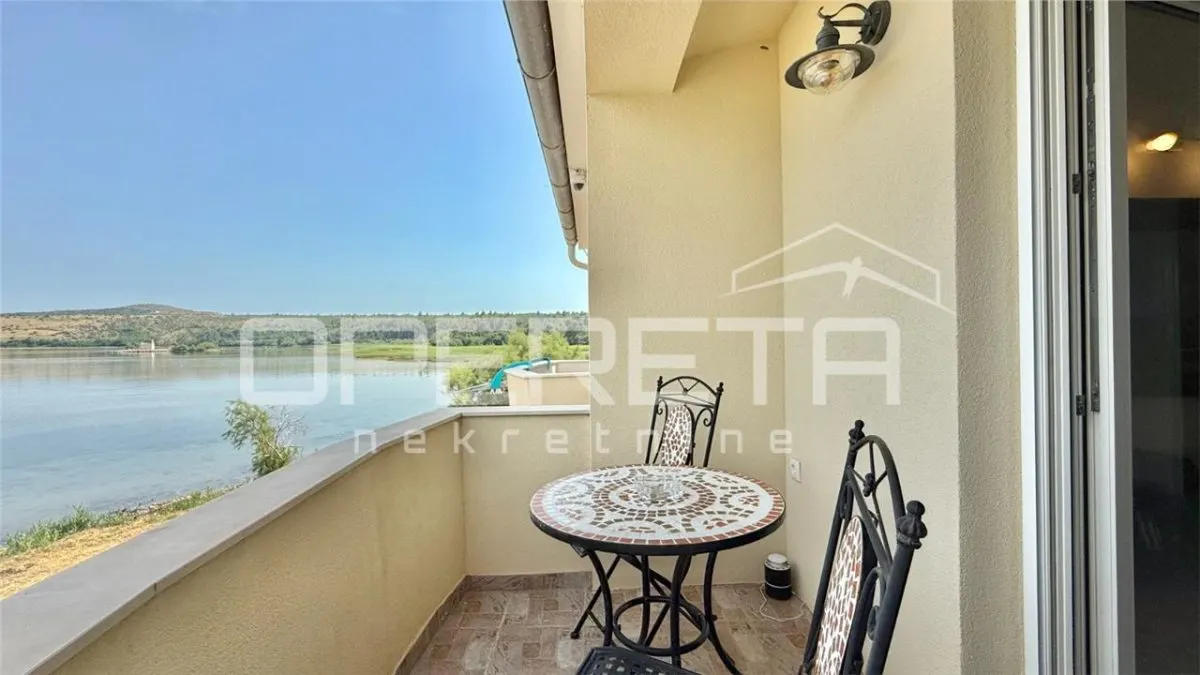 Villa Individuelle à Vendre en Croatie, Posedarje – Première Ligne de Mer - foto 7
