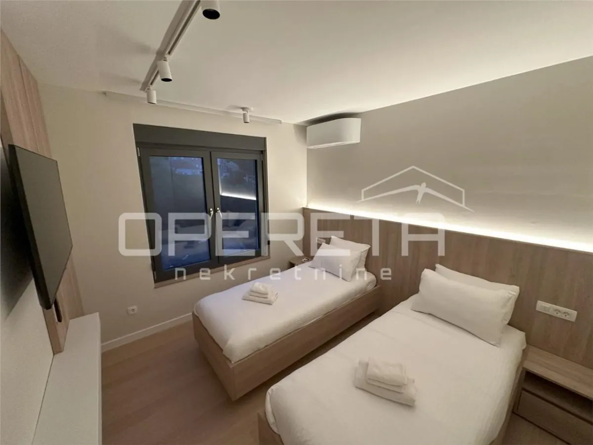 Villa Moderne avec Piscine et Oliveraie à Vendre à Dubravka, Croatie - foto 11