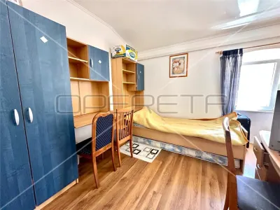 Casa con Tres Apartamentos en Venta en Betina, Croacia - foto 16