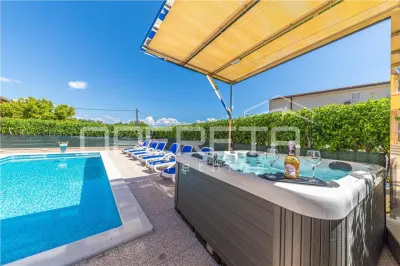 Villa de Luxe avec Piscine et Vue Mer à Kaštelaš, Croatie - foto 5